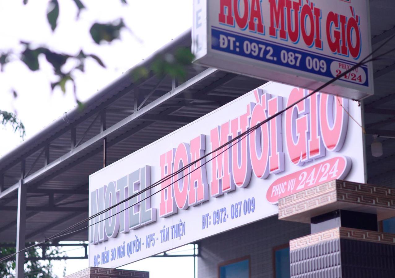 Hotel Nha Nghi Hoa Muoi Gio Tan Tao Esterno foto