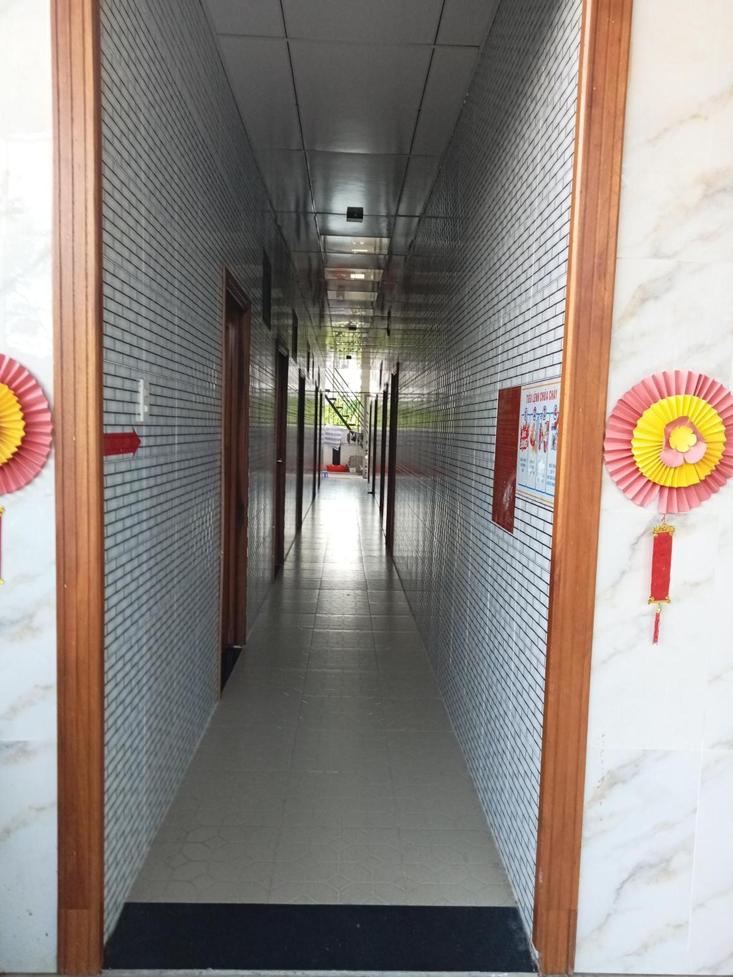 Hotel Nha Nghi Hoa Muoi Gio Tan Tao Esterno foto